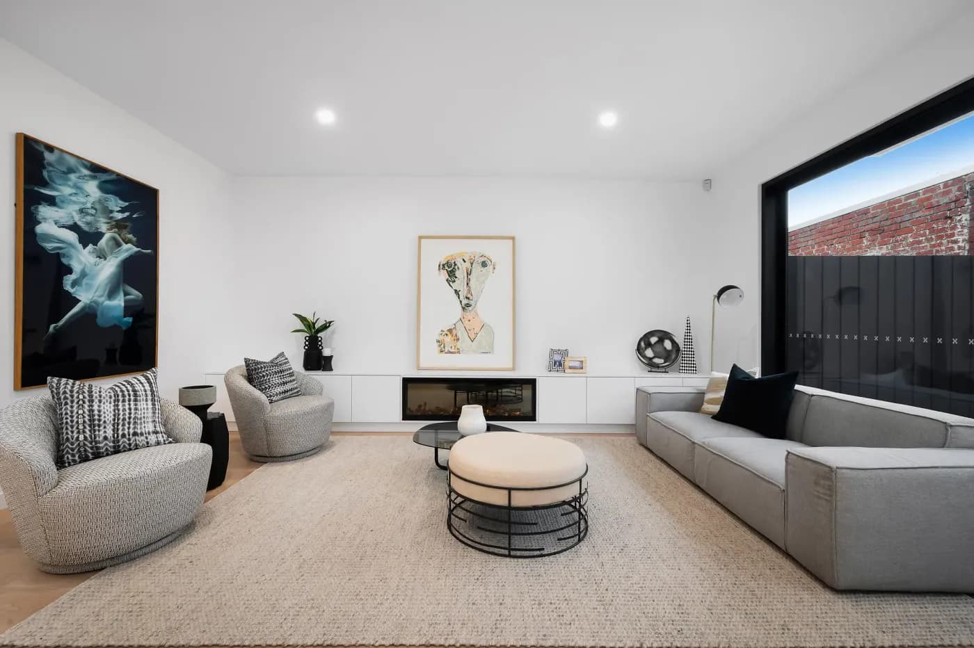 Renovated living room with courtyard view — Nicon Built
